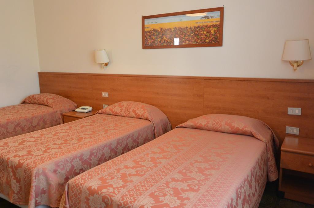 Hotel Rosengarten Pavia Eksteriør bilde