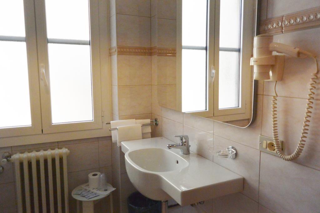 Hotel Rosengarten Pavia Eksteriør bilde