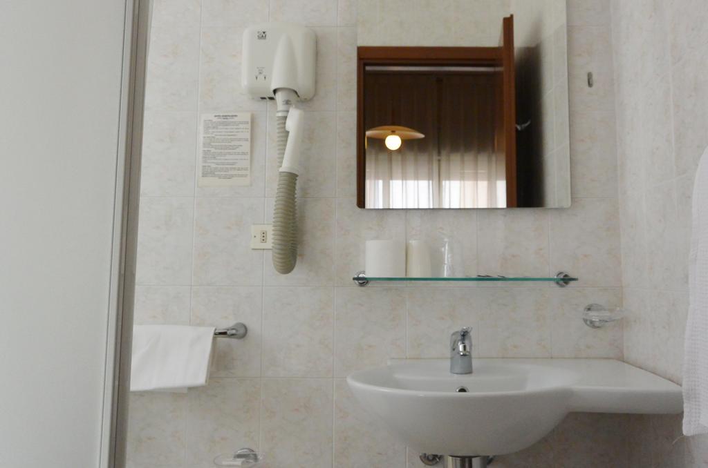 Hotel Rosengarten Pavia Eksteriør bilde