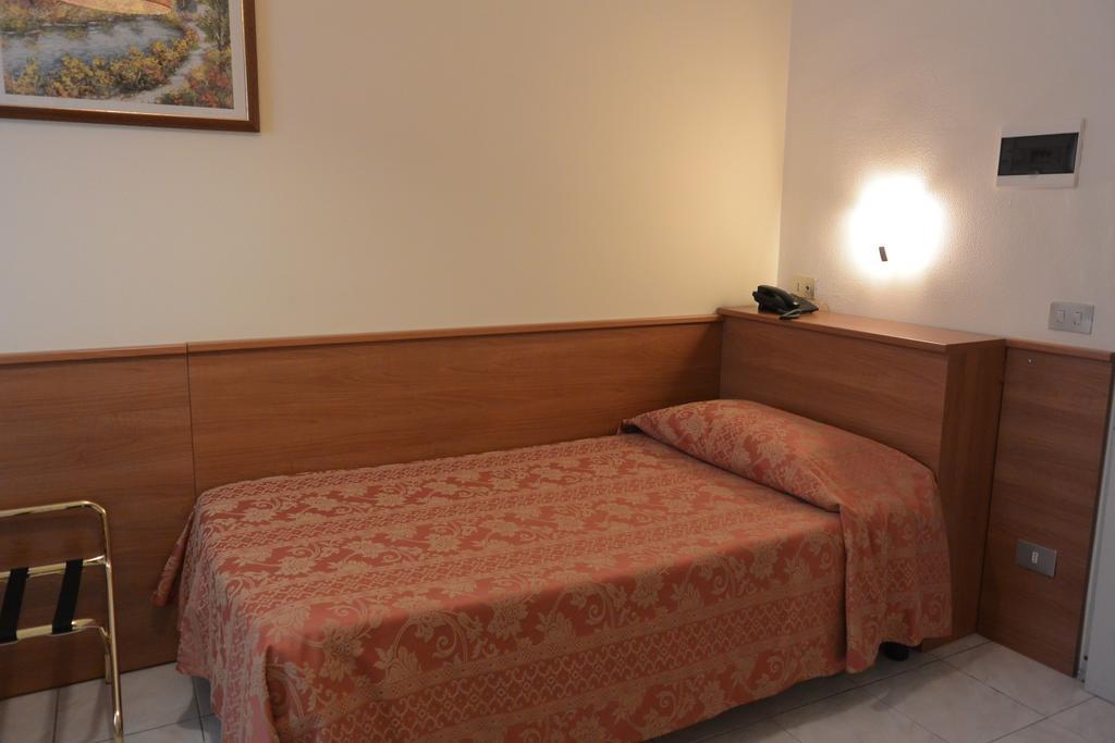 Hotel Rosengarten Pavia Eksteriør bilde