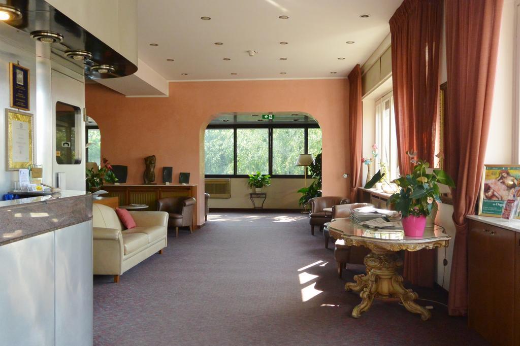 Hotel Rosengarten Pavia Eksteriør bilde