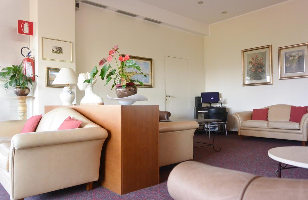 Hotel Rosengarten Pavia Eksteriør bilde